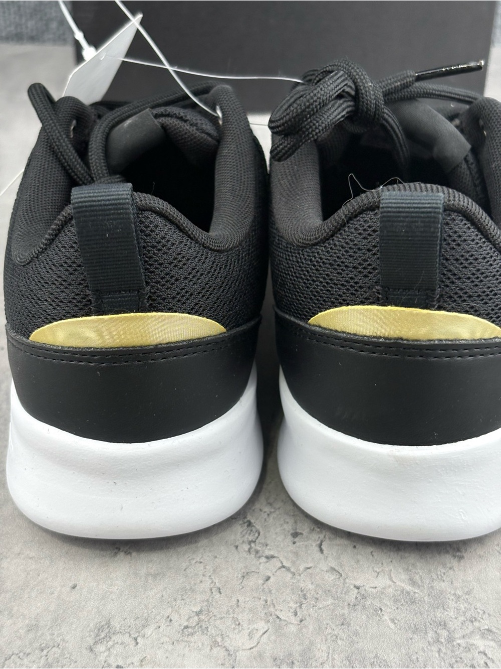 ADIDAS QT RACER 2.0 womens lace up athletic sneakers shoe size 8.5 M black NEW - Picture 3 of 8